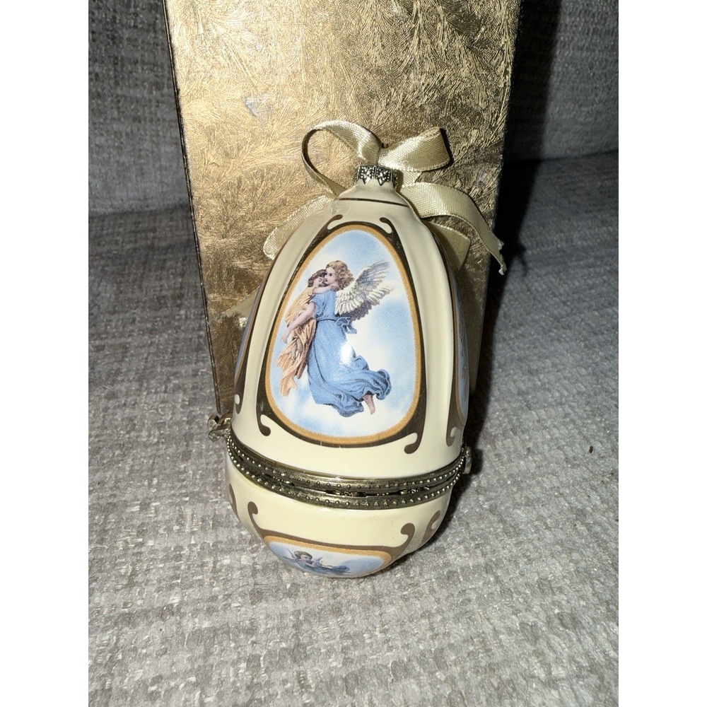 Collectible Angel Porcelain Egg Decoration Ornament Gold‎ Box Plays Music